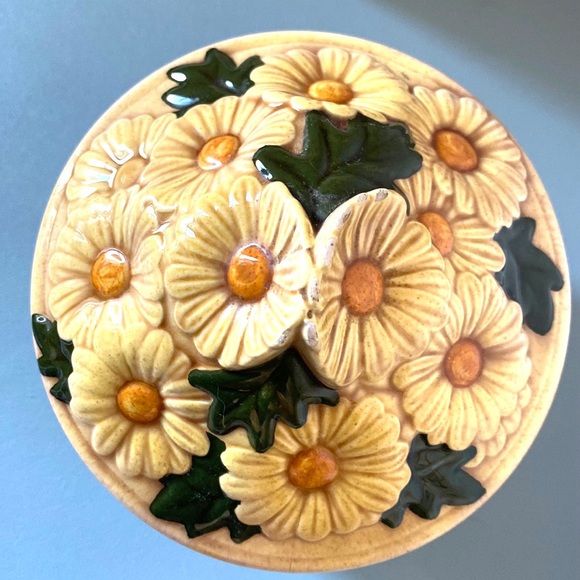 SOLD VTG Kitchen Canisters Ceramic Daisy Flower Basket 70s Jars Retro Kitchen De - Picture 6 of 10